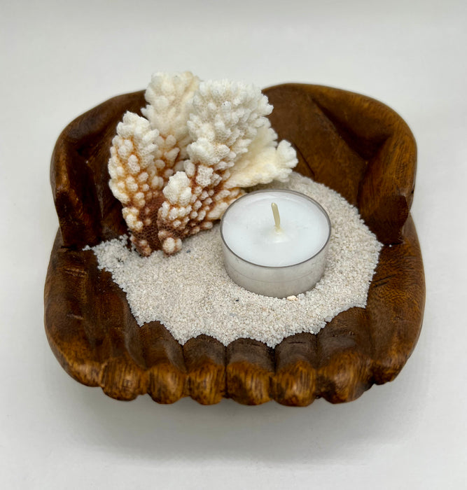 Coral Glow: Handmade Tea-Light Candle Holder with White Sand and a Beautiful Seaside Coral Piece - Illuminate Your Space with Stunning Home Beach Decor Accent